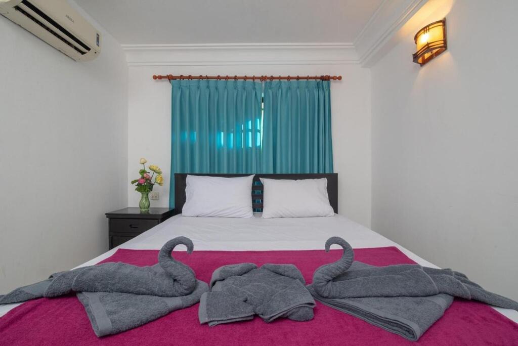 Central Backpacker Siem Reap Exterior photo